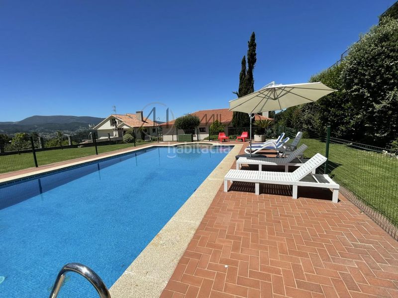 Foto f8544bc5-2339-4e81-8827-ce84e634af92. Xalet amb calefacció aparcament piscina a Gondomar