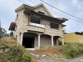 Maison à Valadares - Beade