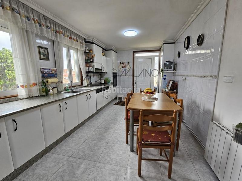 Foto 71e1d278-92b5-4914-9ecf-385c57a6ae60. Casa con riscaldamento parcheggio in Panxón Nigrán