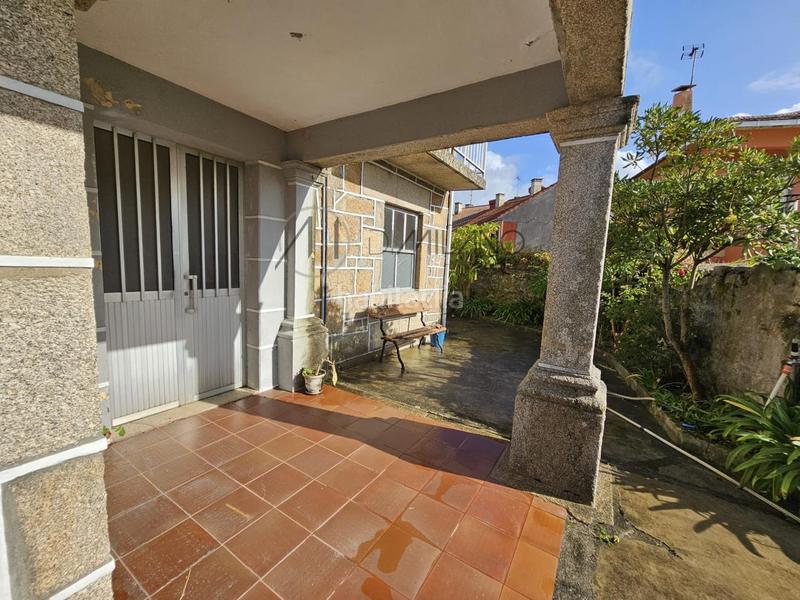 Foto 0cd39c61-beb4-4422-a591-ce6eaf416136. Haus mit heizung parking in Panxón Nigrán