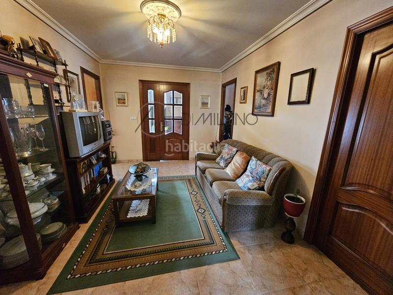 Foto c4c45adc-27a2-4d89-9a26-fe4180a1c6f0. House with heating parking in Panxón Nigrán