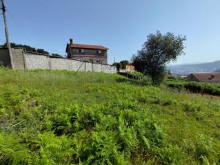 Terreno residencial en Valadares - Beade