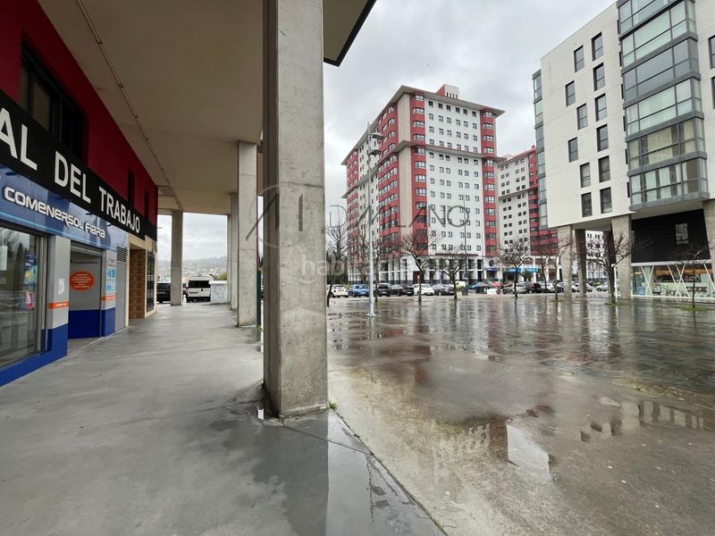 Foto 09f575cf-7513-4aa0-a120-e4bbdbd839d6. Local comercial a Navia Vigo