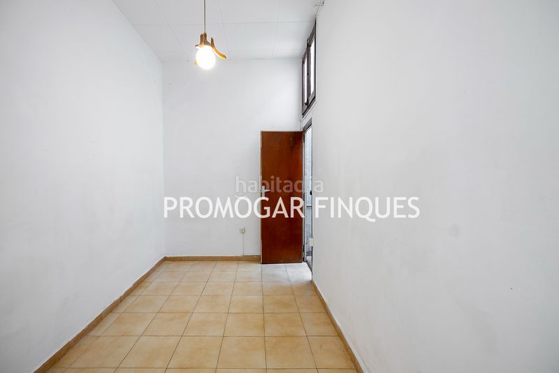Foto 1e177ea2-b8f1-4185-9a79-e662db98fca7. Casa amb xemeneia aparcament a Centre-Can Nadal Sant Feliu de Llobregat