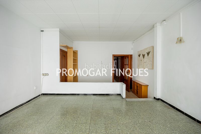 Foto 40d90030-753c-4105-9f96-b8e4398aa60b. Casa amb xemeneia aparcament a Centre-Can Nadal Sant Feliu de Llobregat