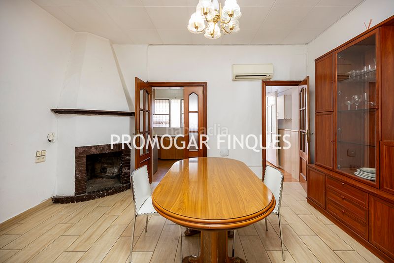 Foto 78e8a6a2-52f1-484c-9694-d384047407ad. Casa amb xemeneia aparcament a Centre-Can Nadal Sant Feliu de Llobregat