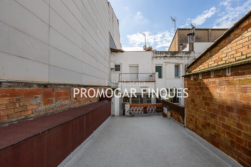 Foto 9d1113a9-c67a-4ce3-b509-7a784c187525. Casa amb xemeneia aparcament a Centre-Can Nadal Sant Feliu de Llobregat