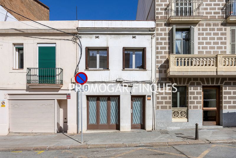 Foto 9ee42ead-5016-4aab-8254-ca1ec977cd6a. Casa amb xemeneia aparcament a Centre-Can Nadal Sant Feliu de Llobregat