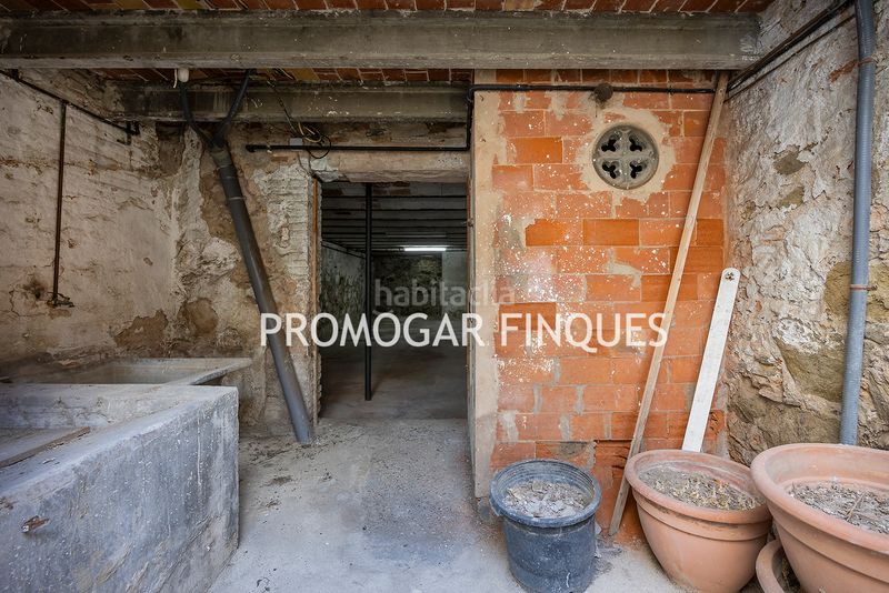 Foto ab101a12-00c5-4281-a16c-43a3eba16f57. Casa amb xemeneia aparcament a Centre-Can Nadal Sant Feliu de Llobregat