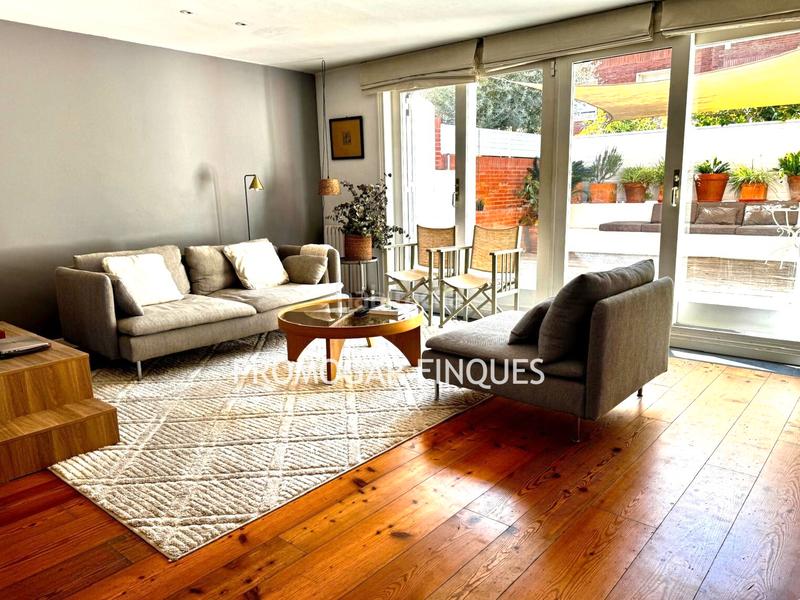 Foto e768773f-7c3a-438f-83cf-c2850d26dbfc. Location maison jumelée avec cheminée chauffage parking dans Sant Joan Despí