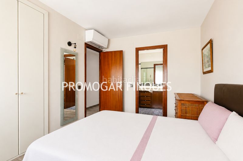Foto 96df9020-3627-4f54-8efd-1c75a7086b25. Dúplex amb calefacció aparcament piscina a Mas Lluí Sant Feliu de Llobregat