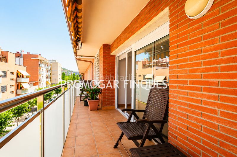 Foto e3051e16-0135-4064-83c1-36328930b371. Dúplex amb calefacció aparcament piscina a Mas Lluí Sant Feliu de Llobregat