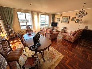 Pis  Avenida república argentina. Exclusiva vivienda en venta en republica argentina centro de log
