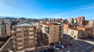 Pis  Avenida de la paz. Exclusiva en avenida de la paz, ocasión vivienda de 90m2, precio