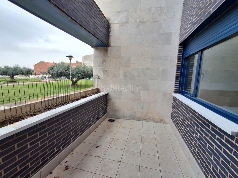 Foto 4ec14dc0-c972-41f0-a122-d63129b1ae63. Apartamento planta baja en venta con terraza . bonito apartamento seminuevo , 85mº, 2 habitaciones, amplio salón, cocina e en Lardero