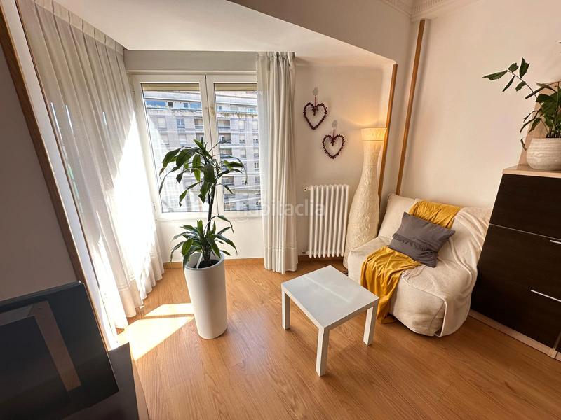Foto ee154087-adf0-4bef-9b3b-6a1fd0fdd860. Flat with heating in Gran Via Logroño