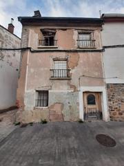 Casa  Calle medio-ocón-. Casa en venta en la villa de ocón, 180m2, para reformar, 3 plant