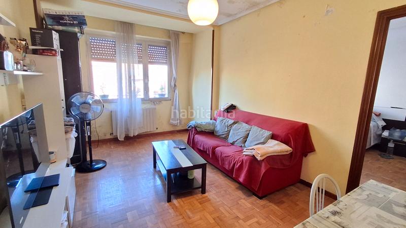Foto d4f1a2fc-7f5f-4cc2-bdb3-5284522f12ae. Etagenwohnung mit heizung in Jesuitas Logroño