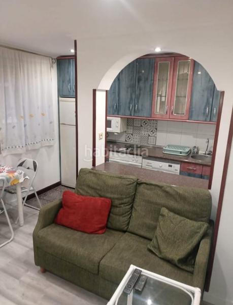 Foto bba2671a-ddc5-4a9f-973f-682f1144dce1. Piso estudio en venta en la zona universitaria ideal para inversión, salón, cocina equipada, baño, dormitorio, exterior, amueblado, tot en Logroño