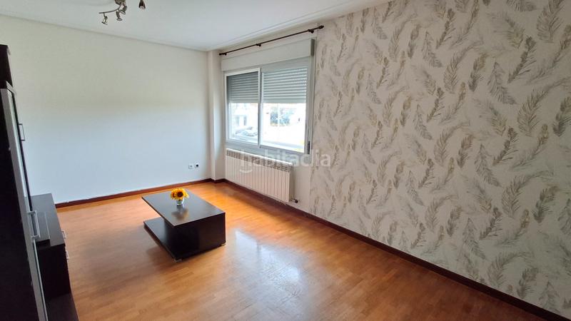 Foto ef117802-6c04-4a9e-89d6-33aba4d67ed2. Pis amb calefacció aparcament piscina a La Portalada - Varea Logroño