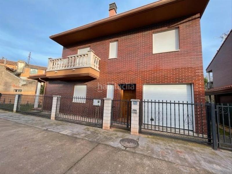 Foto 45cf6c42-0b87-42a3-b455-c6db709bd661. Chalet mit kamin heizung parking in Uruñuela