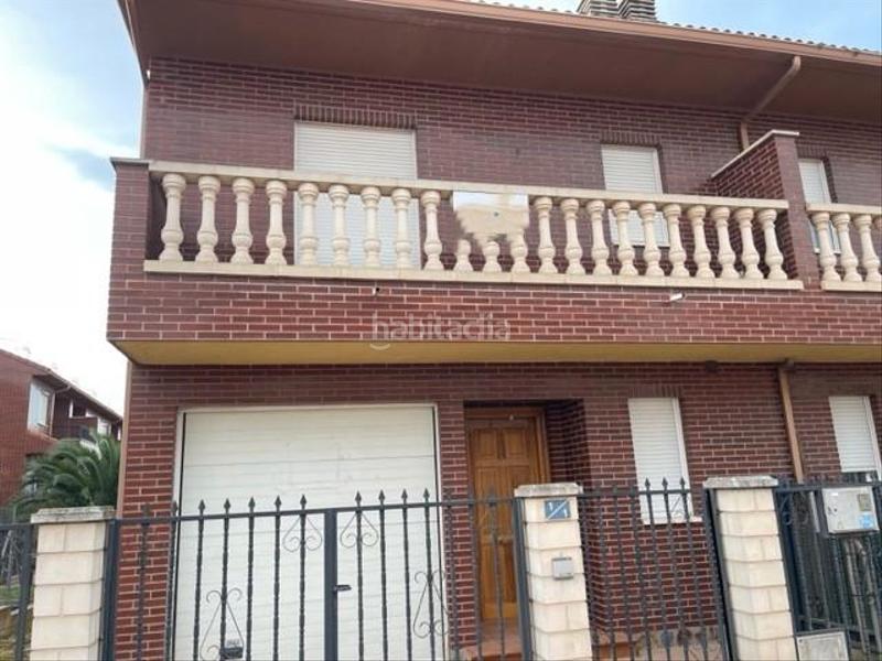 Foto 6d173bcb-46d0-4dcd-b372-8d5356a2f060. Chalet mit kamin heizung parking in Uruñuela