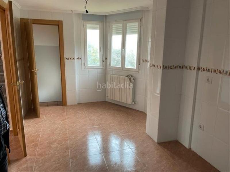 Foto d3fea4f1-112a-4e5f-86a2-2c45fa71e27e. Chalet mit kamin heizung parking in Uruñuela