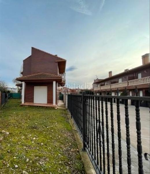 Foto ff6a5af0-22b7-458b-93f0-fc2c1ee98229. Chalet mit kamin heizung parking in Uruñuela