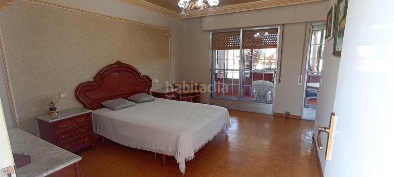 Foto 8bcccca8-404f-4034-92a7-96d6054138a4. Chalet con camino riscaldamento parcheggio piscina in Villamediana de Iregua