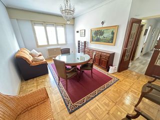 Pis  Calle duquesa de la victoria. ¡oportunidad en el centro! se vende piso en la calle duquesa de