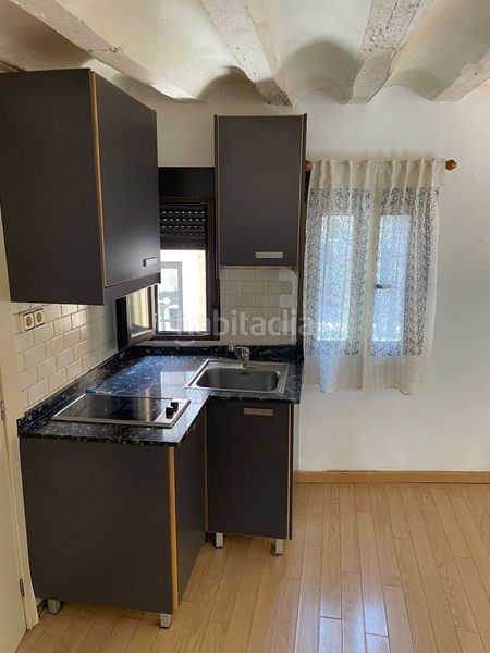 Foto 416c7ddc-8326-49a8-ad3f-9b717908f62a. Estudi a Casco Antiguo Logroño