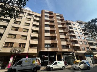 Pis  Calle duquesa de la victoria. Exclusiva ¡oportunidad en el centro! se vende piso en la calle d