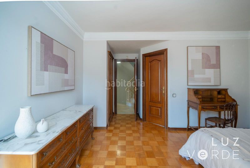Foto 55d04f34-9b59-4c54-bb15-e7722ff4e88a. Xalet amb xemeneia calefacció aparcament piscina a Logroño
