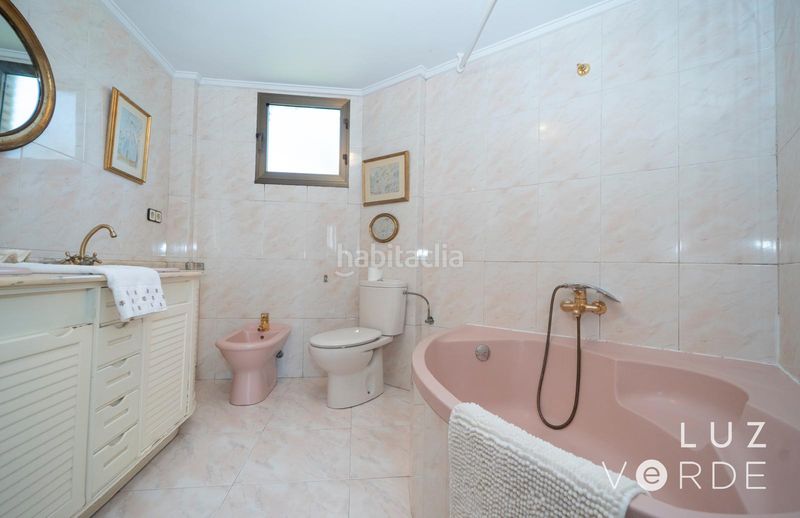 Foto 6fa9996d-f2a7-4b3e-b045-f8865abcc2af. Xalet amb xemeneia calefacció aparcament piscina a Logroño