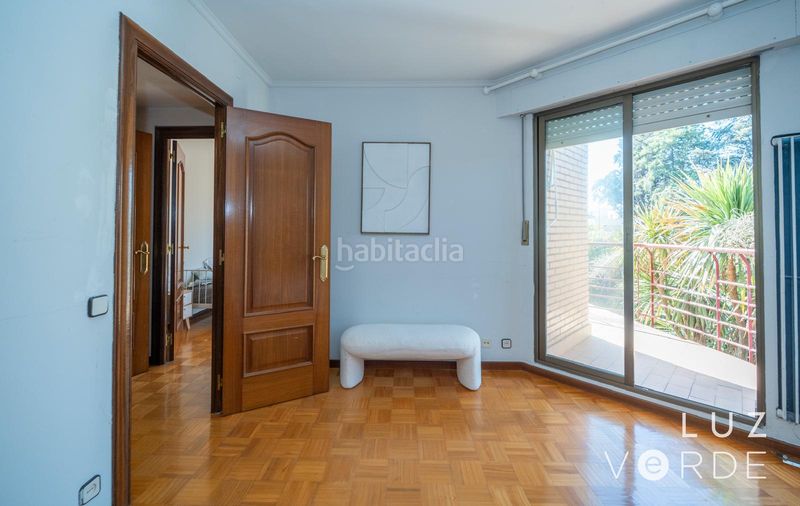 Foto b035a826-7097-459a-a7cb-6afe1ff9742b. Xalet amb xemeneia calefacció aparcament piscina a Logroño