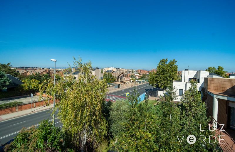 Foto f73f7de2-3b52-4d85-b085-5efb1fa99b14. Xalet amb xemeneia calefacció aparcament piscina a Logroño