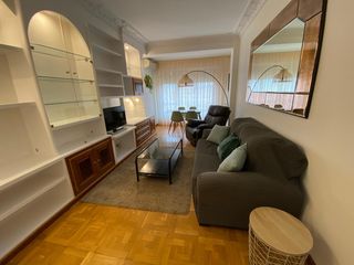 Appartamento  Calle san antón. Oportunidad única en plena calle san antón, con salón, 3 dormito