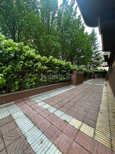 Foto 8cd1332f-1e35-4b20-a522-c172c2afd25d. Pis amb calefacció aparcament a Residencia Logroño
