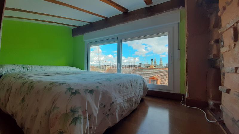 Foto f0d8beab-9f51-4158-b98a-994c1ee99e8b. Àtic a Casco Antiguo Logroño