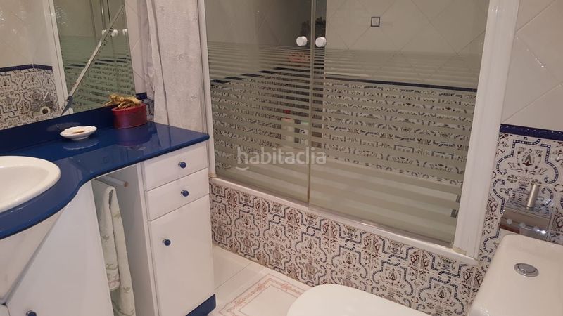 Foto 5c12ee5a-b2e9-420e-b8c6-1ed49d1e905e. Casa amb calefacció a Lardero