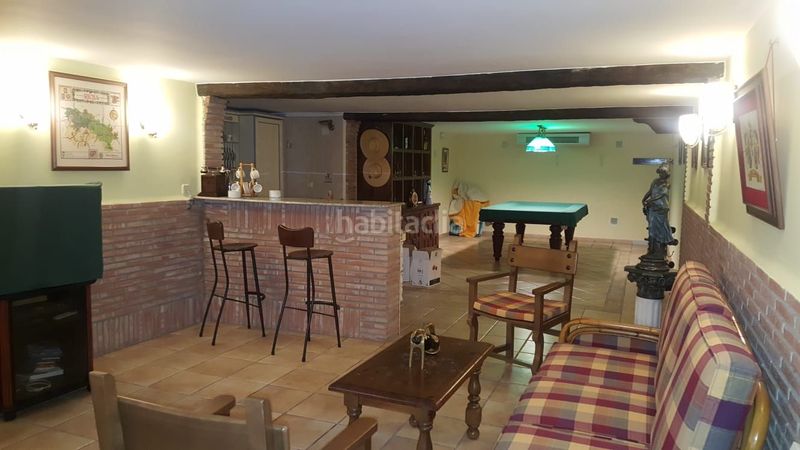 Foto 5f109cd6-7276-4e8c-b61b-fbf5b8e4a17f. Casa amb calefacció a Lardero