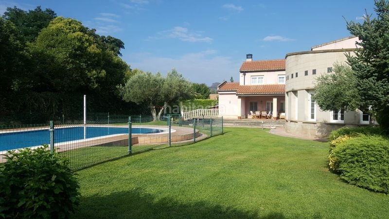 Foto b9459a6a-fb46-466e-8fc4-3282e9227e8a. Casa amb calefacció a Lardero