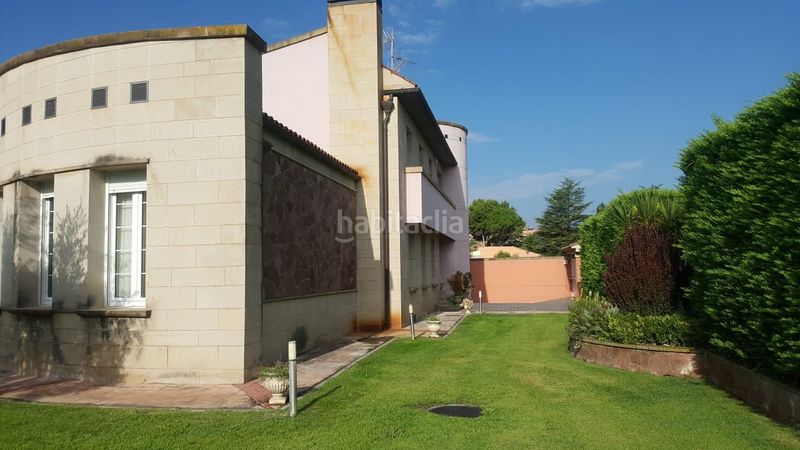 Foto bd10bcf8-c998-4280-8099-7c4326f8c12e. Casa amb calefacció a Lardero