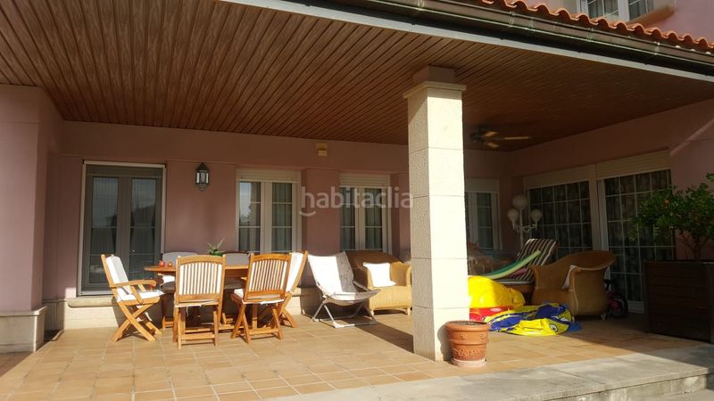 Foto f3c26dba-7372-4f25-8558-e30c8cba37f6. Casa amb calefacció a Lardero