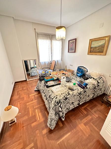 Foto 403ba20e-d27b-47d2-9d68-c3ac476a4a0a. Pis amb calefacció aparcament a Gran Via Logroño