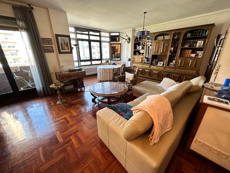 Foto 47b4b4d0-0bfc-45c7-b92f-08f5558923e8. Pis amb calefacció aparcament a Gran Via Logroño