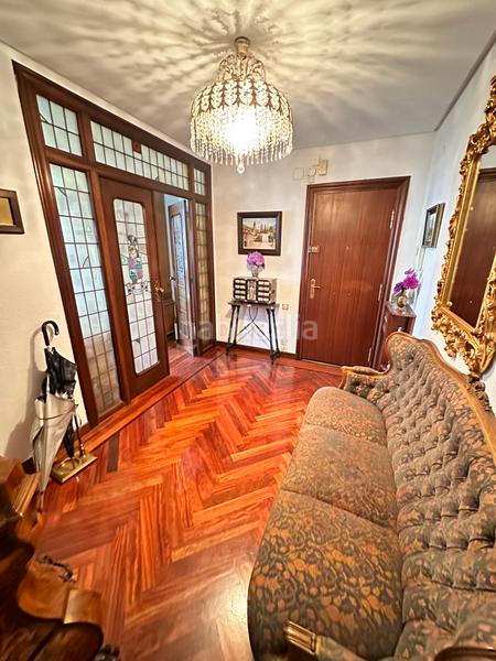 Foto 5bcdf1c5-50bf-442f-b905-0691debe86d2. Pis amb calefacció aparcament a Gran Via Logroño