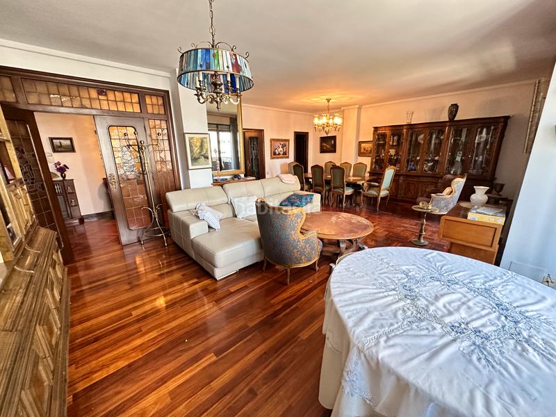 Foto 7f570c5a-beb3-4c2a-8a88-892e31bd5f50. Pis amb calefacció aparcament a Gran Via Logroño