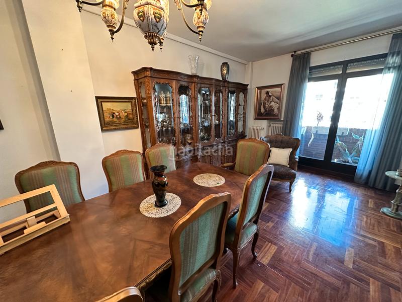 Foto 8c798987-00d6-45eb-8b3e-bb5720a78d27. Pis amb calefacció aparcament a Gran Via Logroño