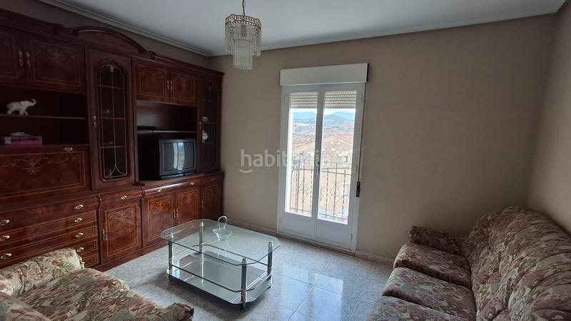 Foto fb82363e-7d14-4e9e-a935-e8bdbabc92d6. Casa amb aparcament a Entrena